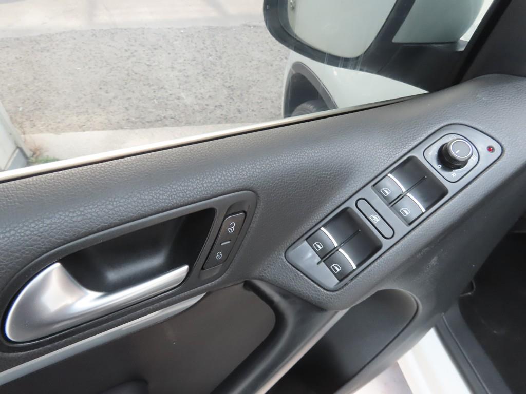 Volkswagen Tiguan - Vista 9