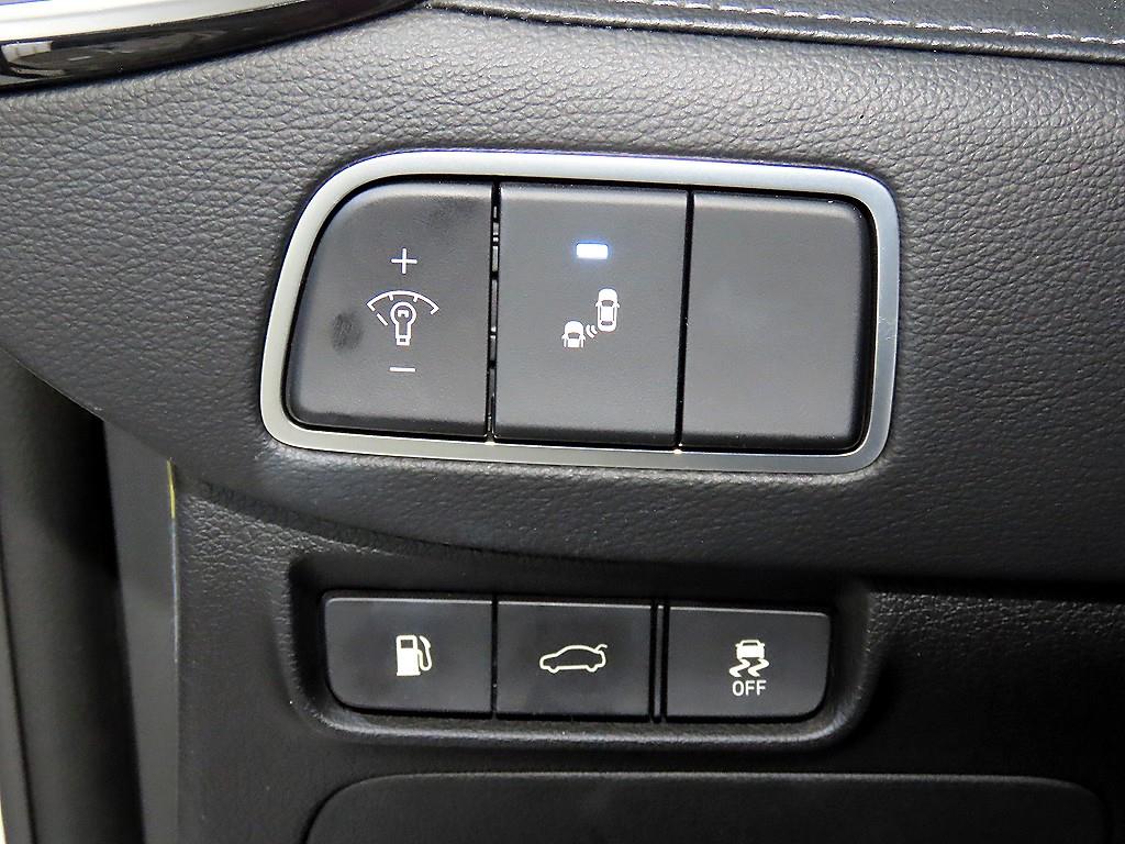 HYUNDAI Grandeur 2019 Blanco - Importación desde Corea - HF Imports Iquique - Foto 13