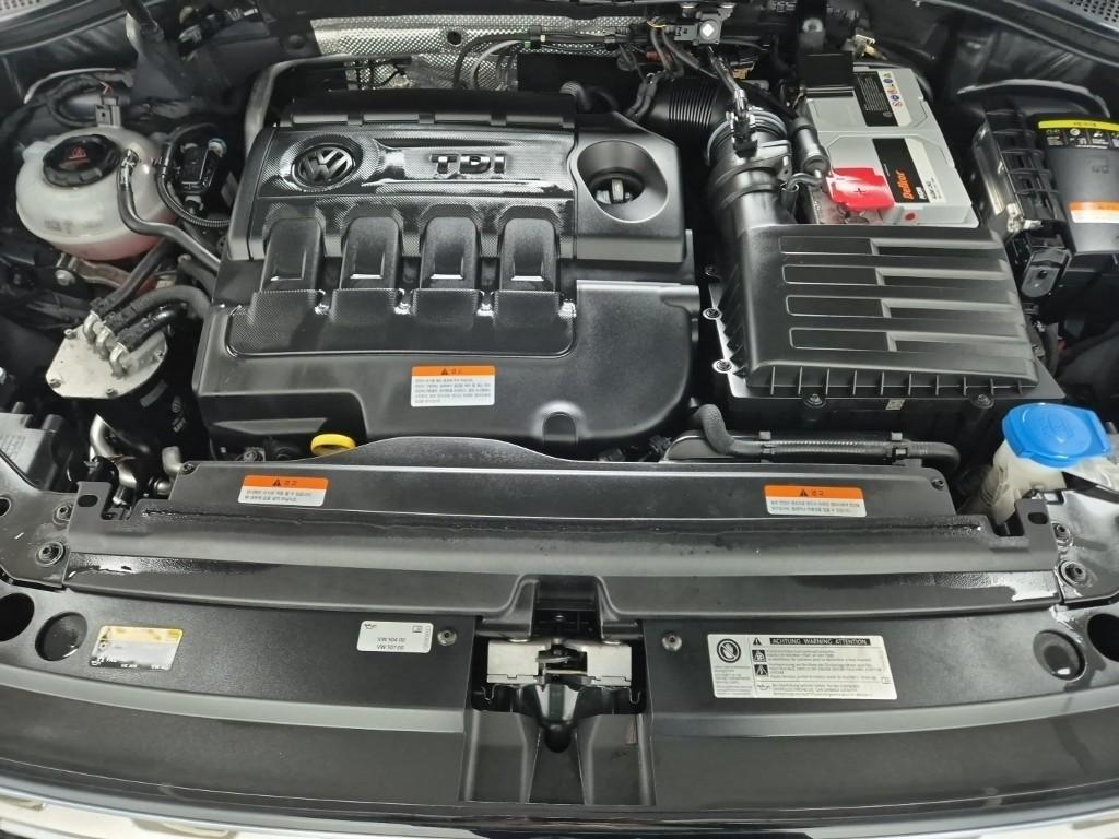 Volkswagen Tiguan - Vista 5