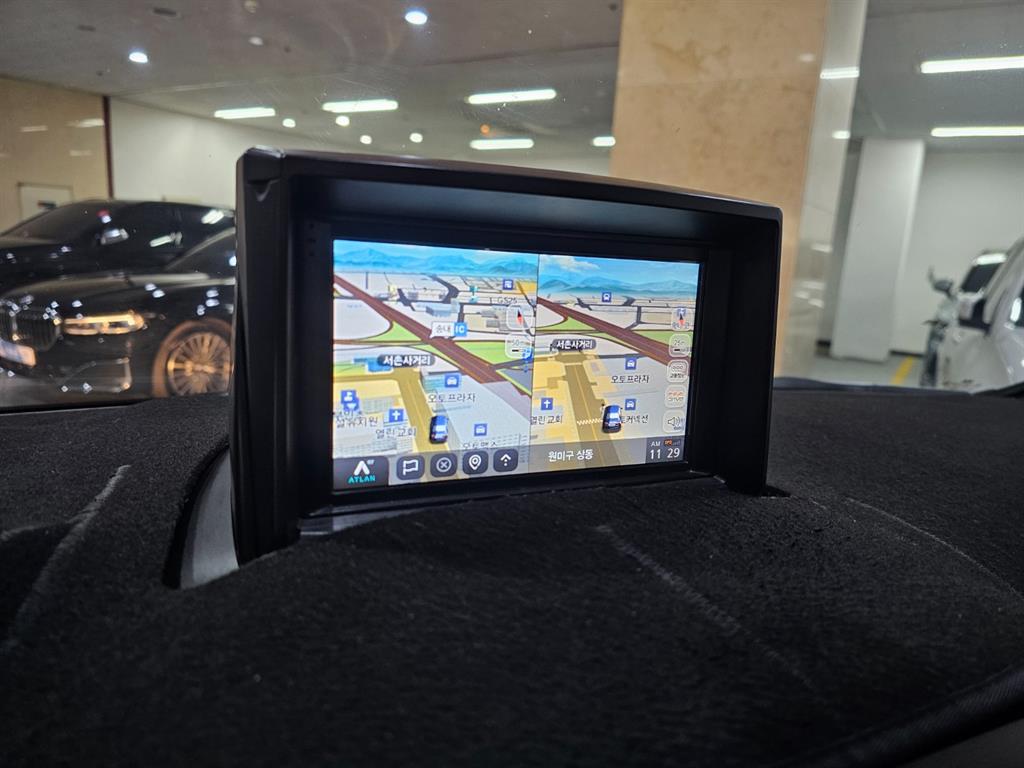 HYUNDAI Starex 2017 Amarillo - Importación desde Corea - HF Imports Iquique - Foto 13