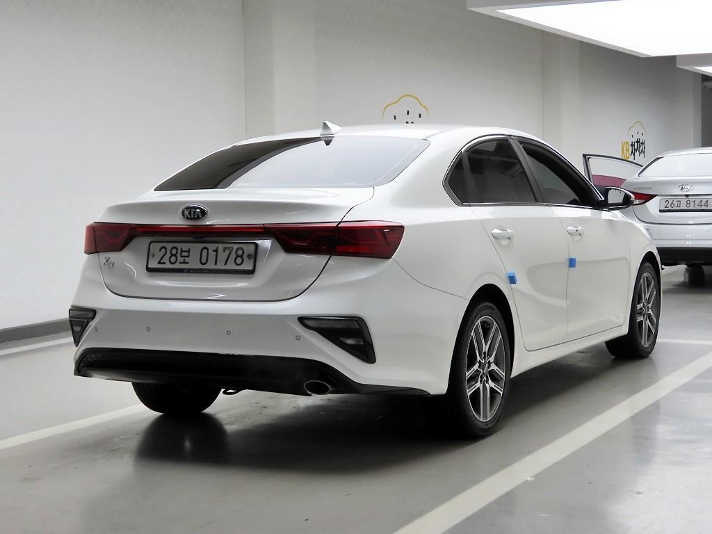KIA K3 - Vista 4