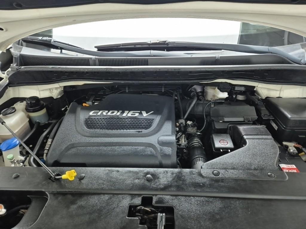 KIA Carnival - Vista 5