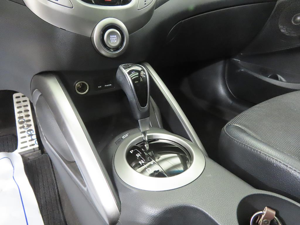 HYUNDAI Veloster - Vista 11