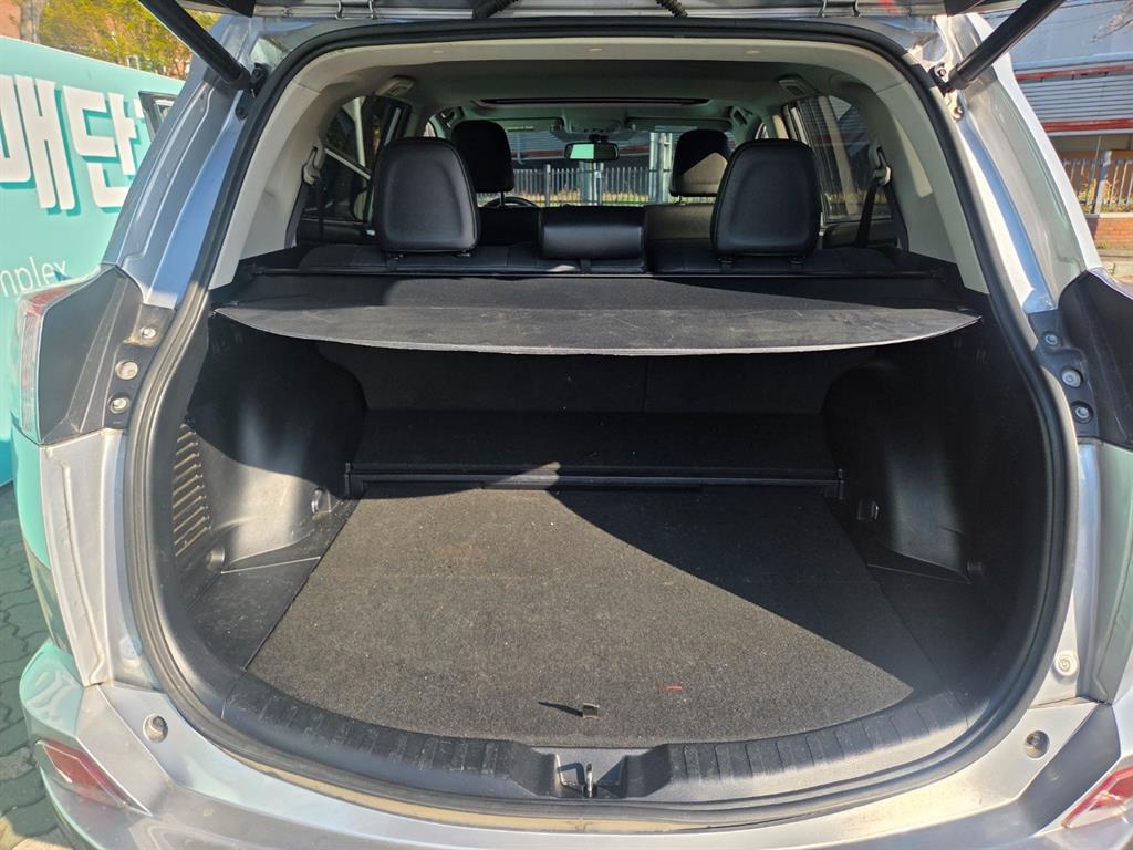 Toyota RAV4 2017 Plateado - Importación desde Corea - HF Imports Iquique - Foto 13