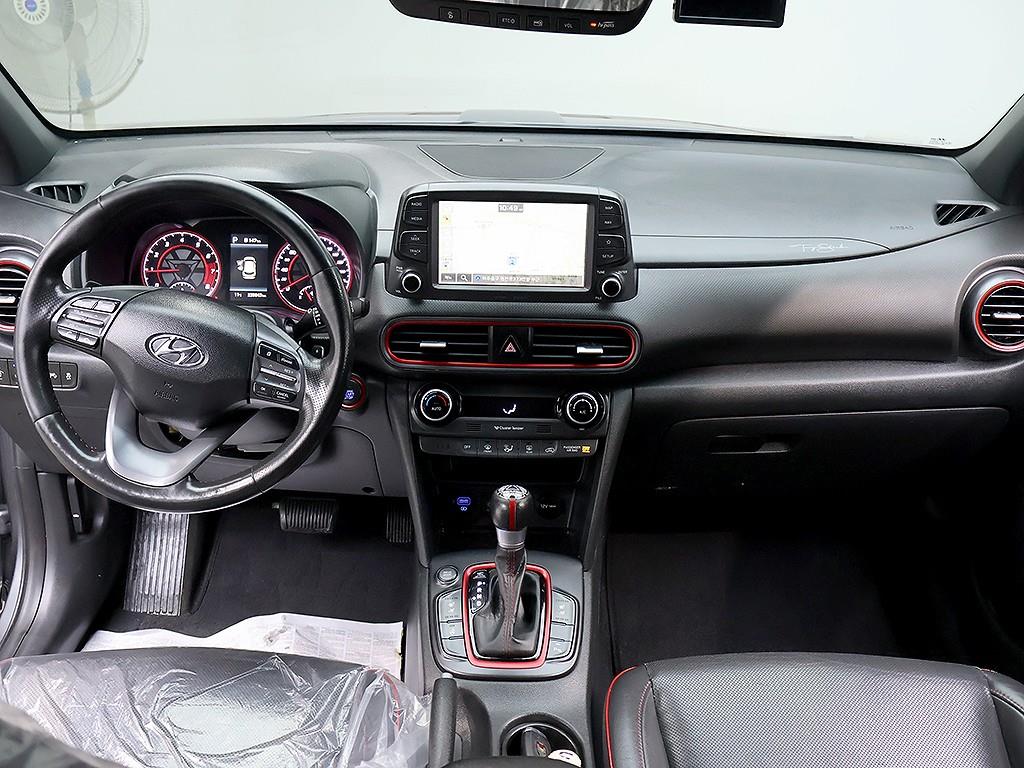 HYUNDAI Kona - Vista 9