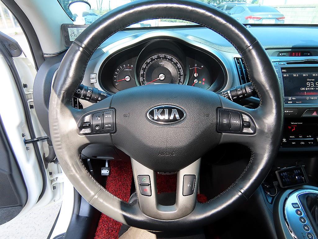 KIA Sportage - Vista 8