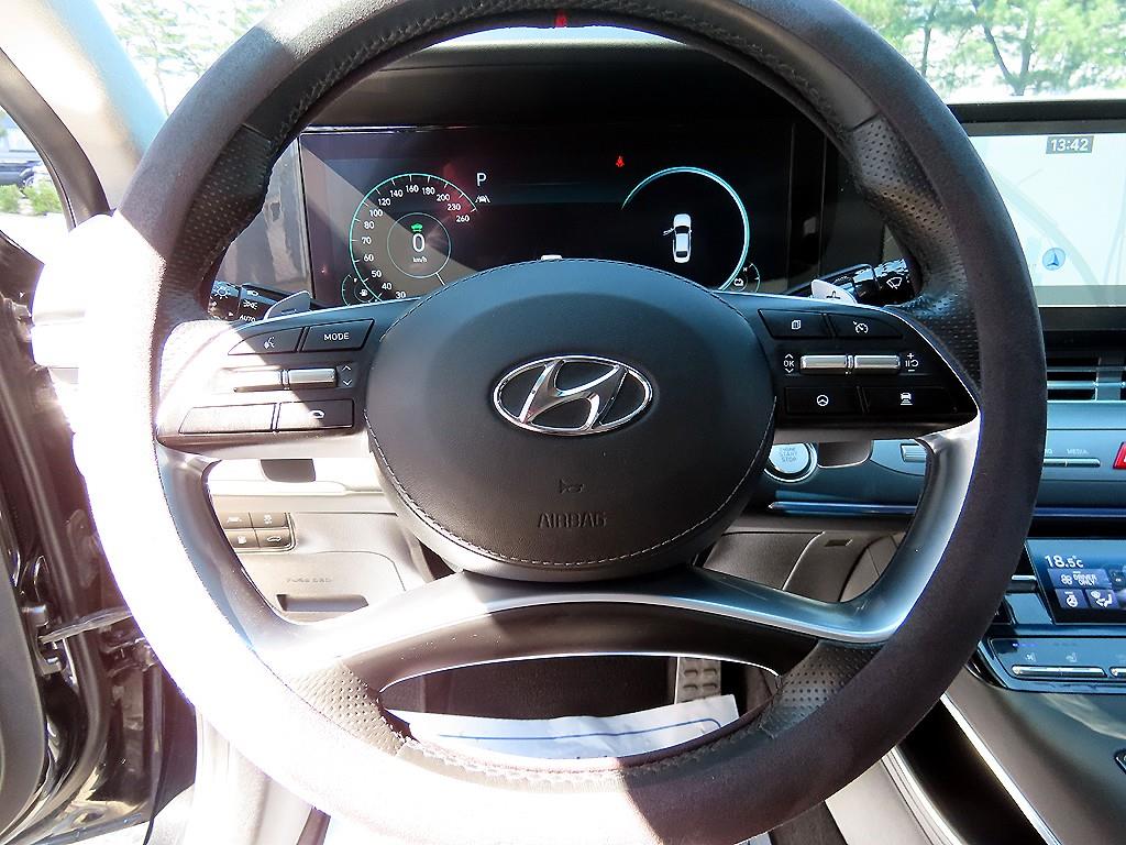 HYUNDAI Grandeur - Vista 8