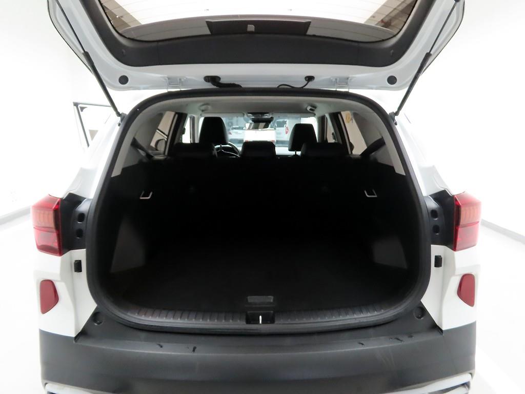 KIA Seltos - Vista 5