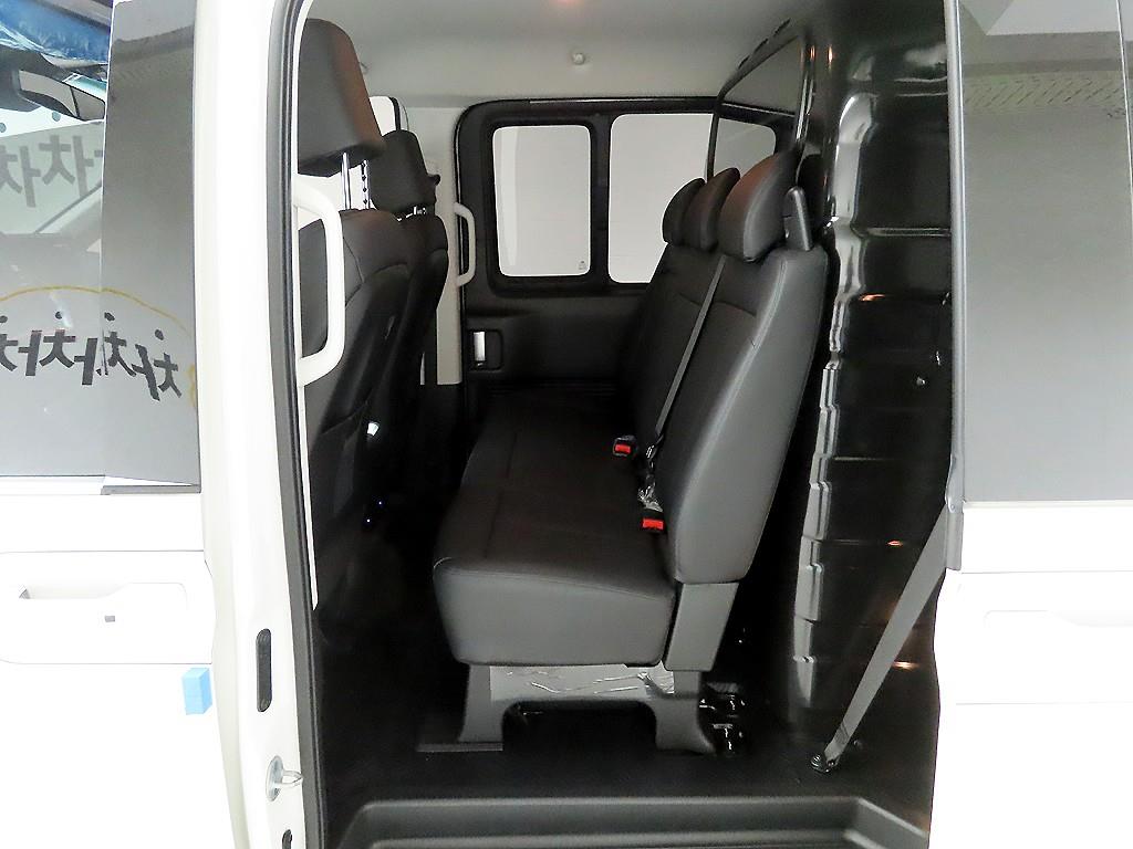 HYUNDAI Staria 2025 - Importación desde Corea - HF Imports Iquique - Foto 15