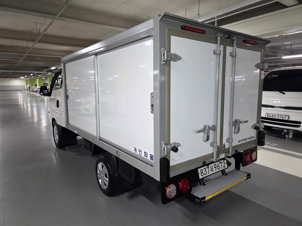 Small Truck Normal Box(Low Deck) - Vista 6