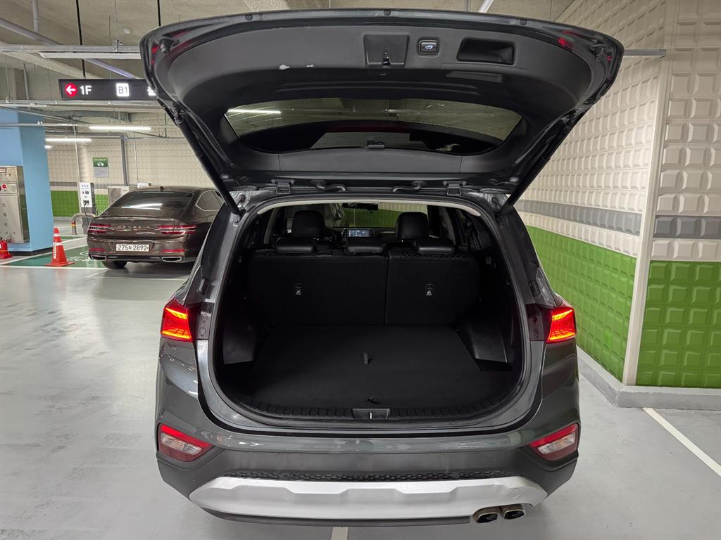 HYUNDAI Santa Fe - Vista 5