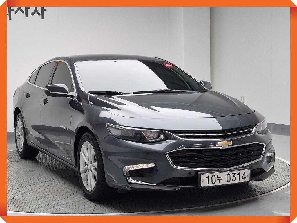 Chevrolet Malibu - Vista 3