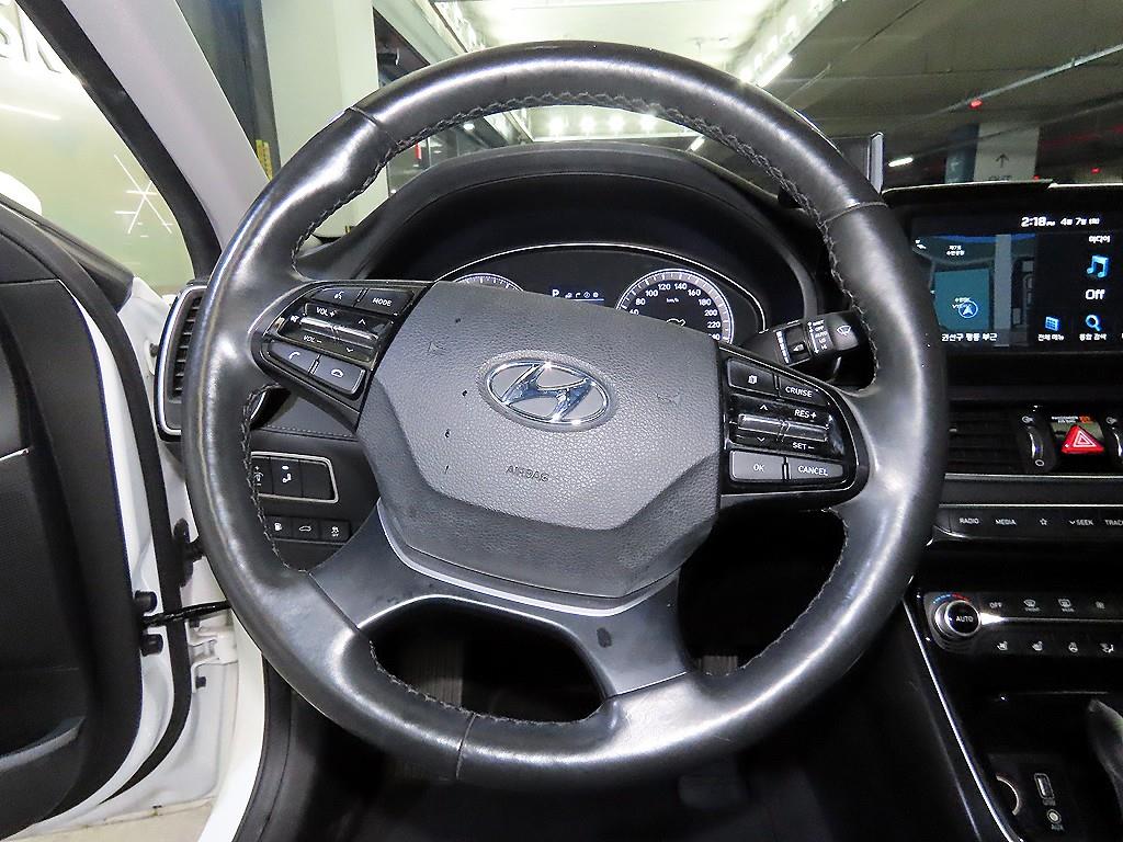 HYUNDAI Grandeur - Vista 7