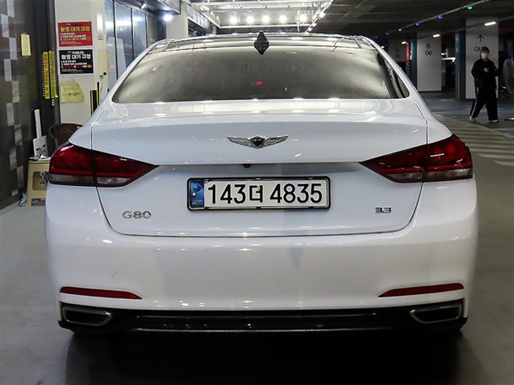 Genesis G80 - Vista 5