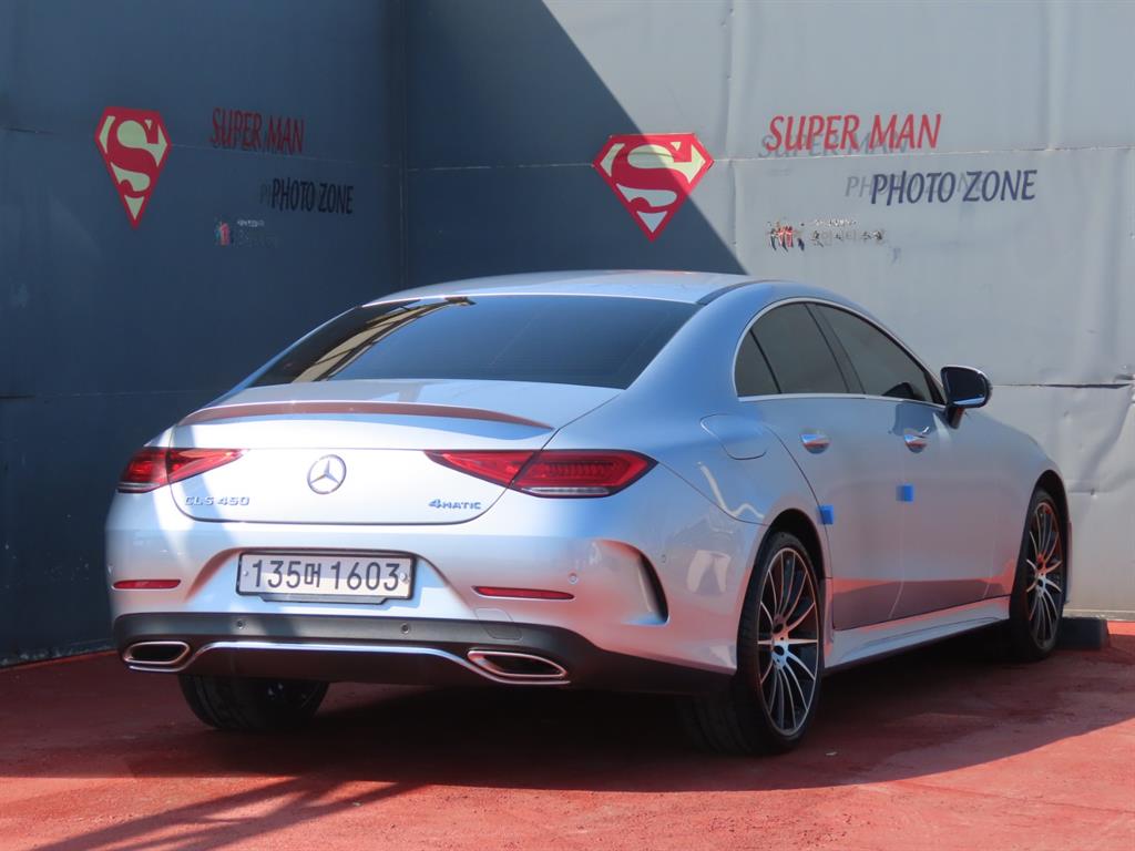 Mercedes Benz CLS Class - Vista 7