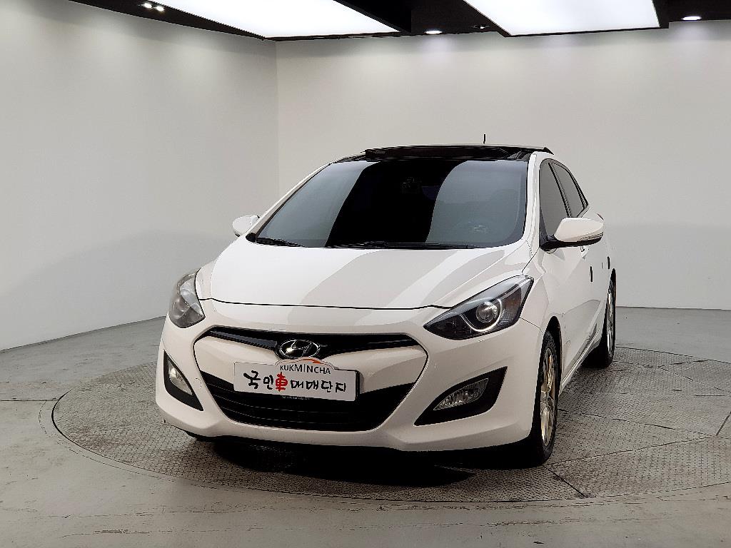 HYUNDAI i30 - Vista 2