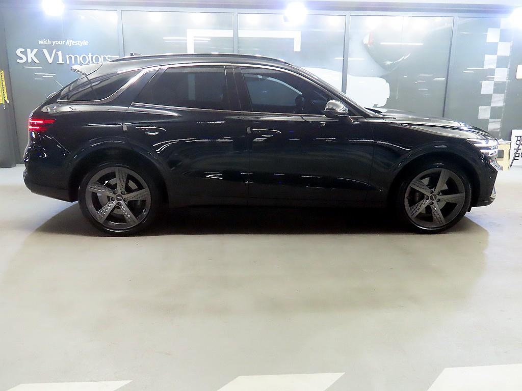 Genesis GV70 - Vista 3