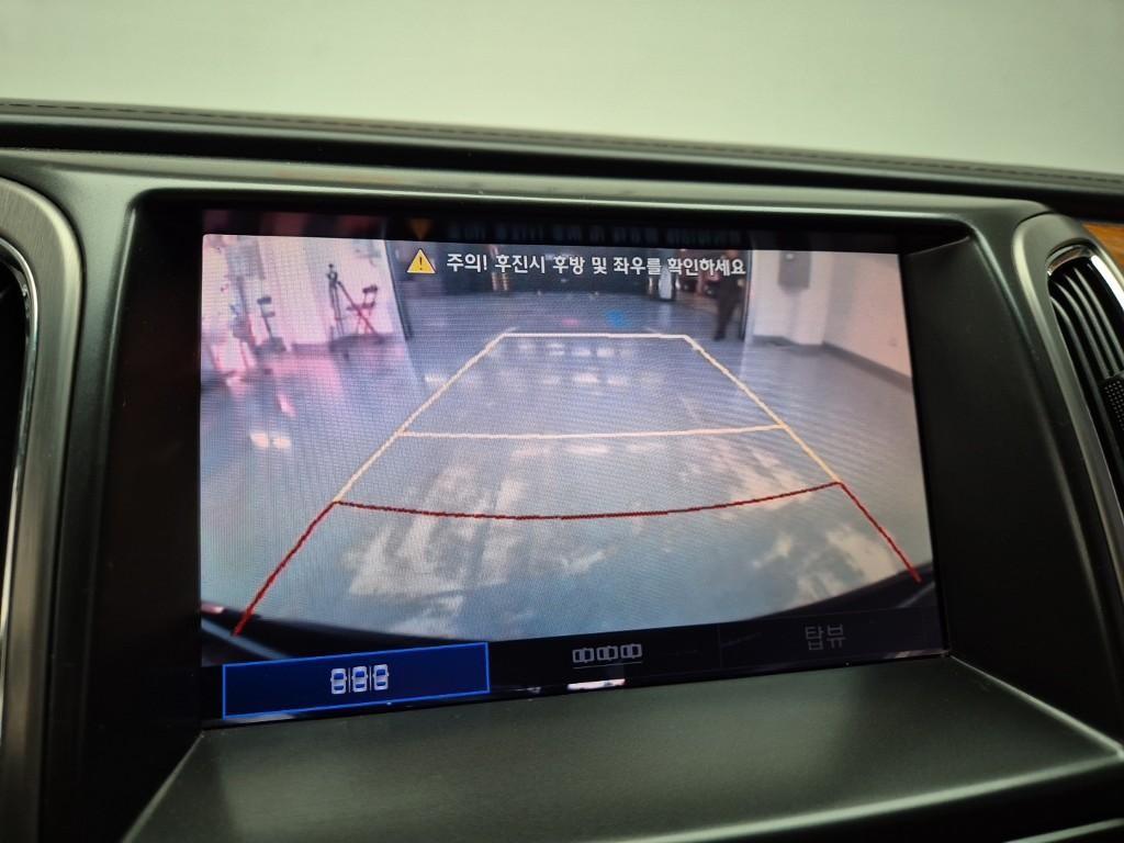 HYUNDAI Equus - Vista 12