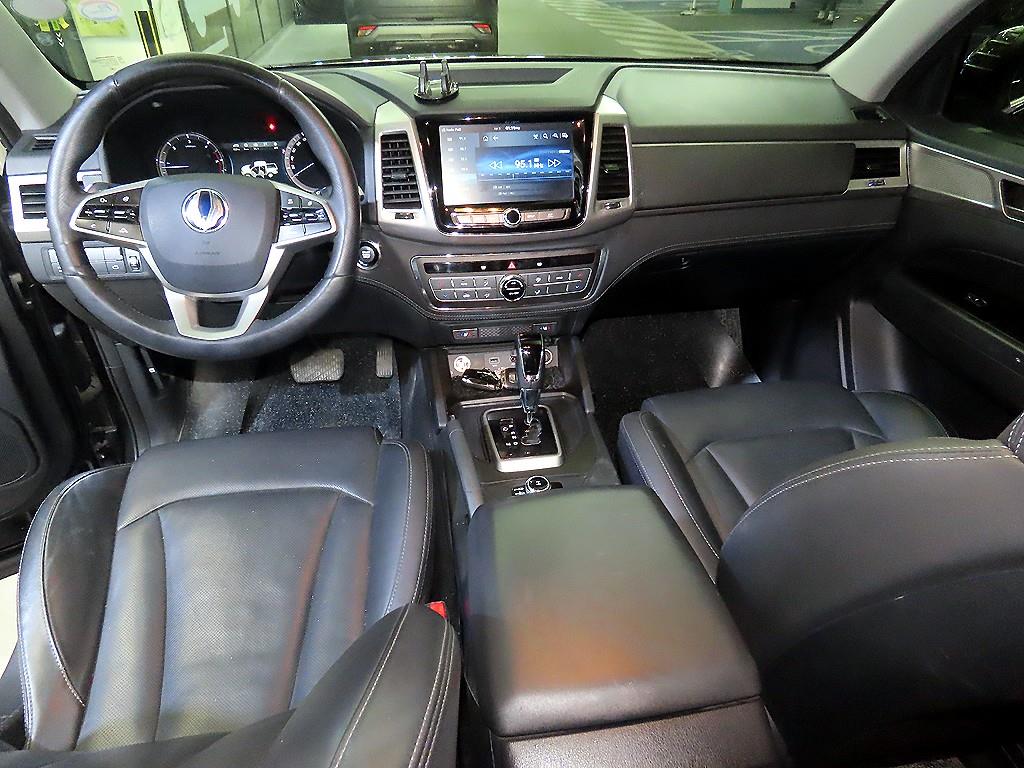 Ssangyong Rexton - Vista 10