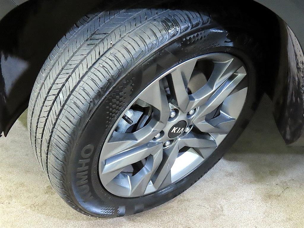 KIA Seltos 2022 Negro - Importación desde Corea - HF Imports Iquique - Foto 20