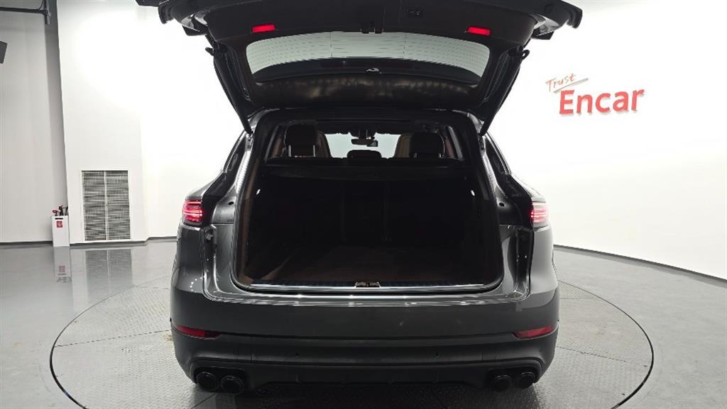 Porsche Cayenne 2020 Gris - Importación desde Corea - HF Imports Iquique - Foto 20