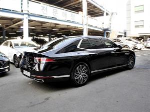 Genesis G90 - Vista 8