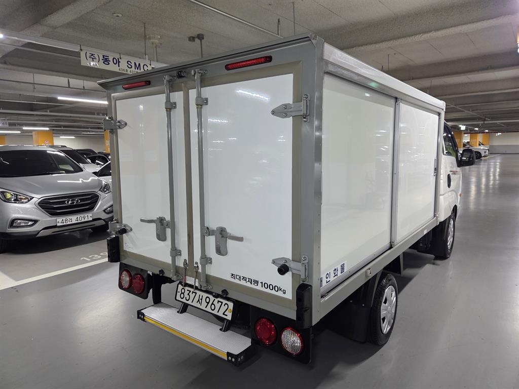 Small Truck Normal Box(Low Deck) - Vista 7