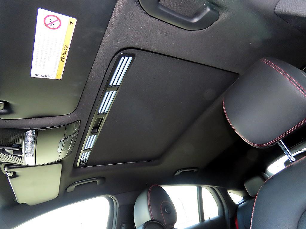 Mercedes Benz GLC Class 2018 Negro - Importación desde Corea - HF Imports Iquique - Foto 15