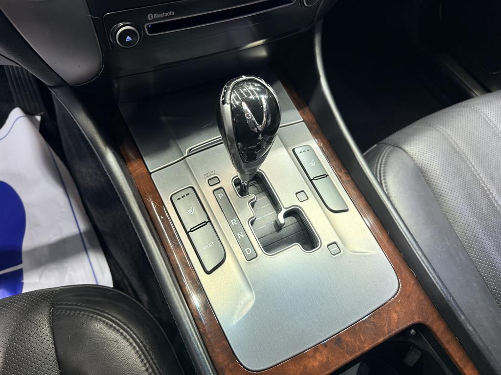 HYUNDAI Equus - Vista 10