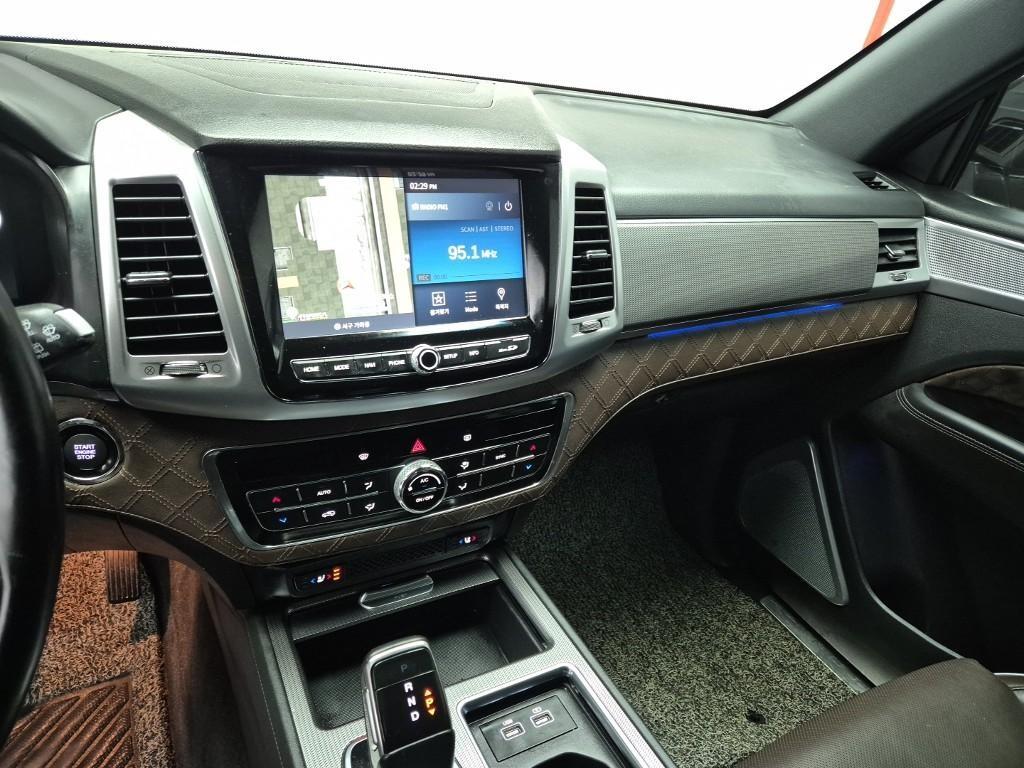 Ssangyong Rexton - Vista 10