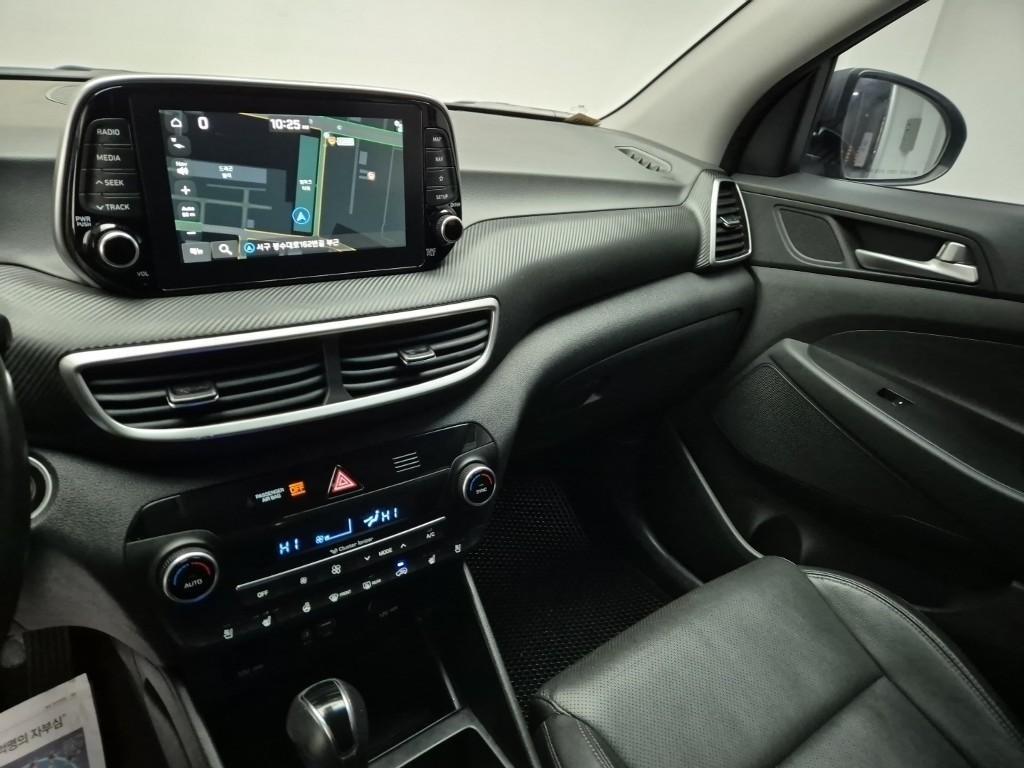 HYUNDAI Tucson - Vista 10
