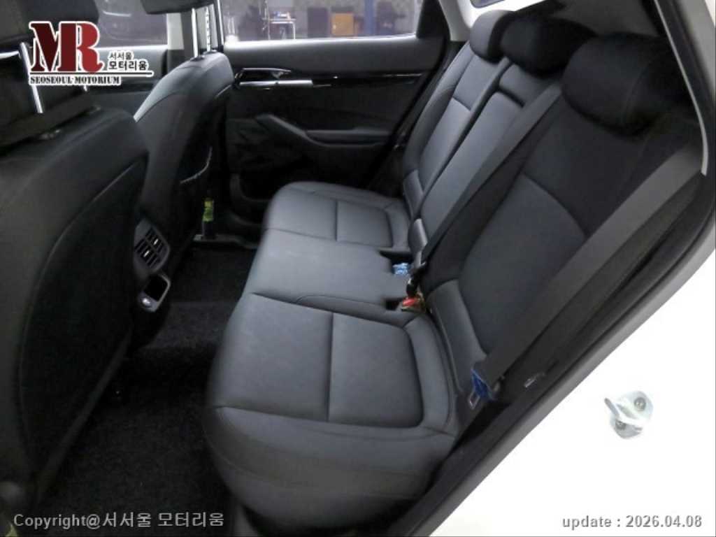 KIA Seltos - Vista 6