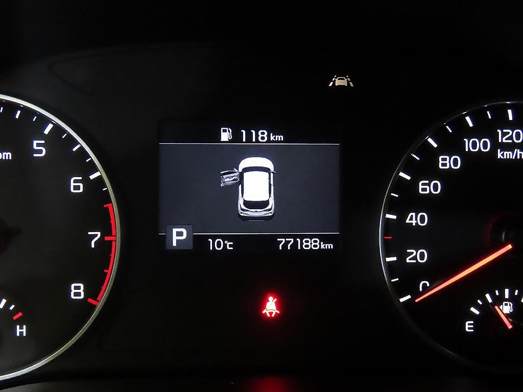 KIA Seltos - Vista 9