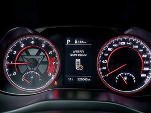 HYUNDAI Kona - Vista 12