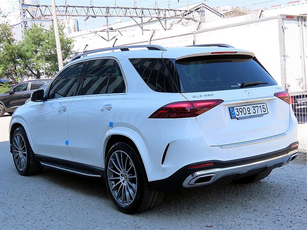 Mercedes Benz GLE Class - Vista 3