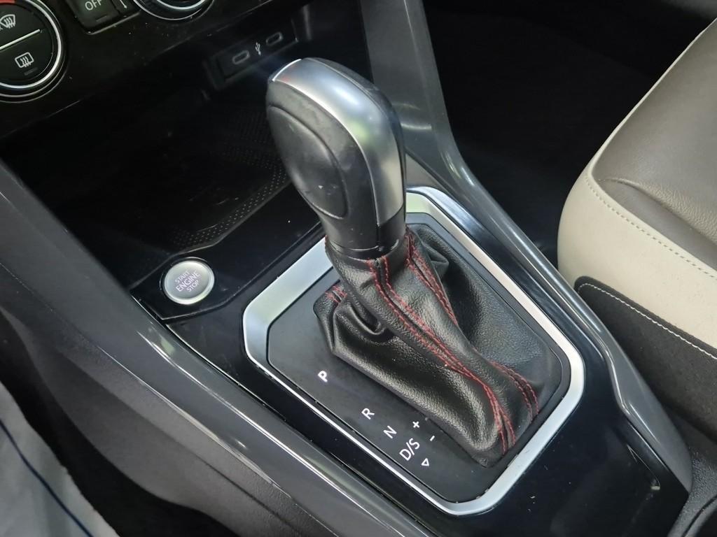 Volkswagen T-Roc - Vista 8