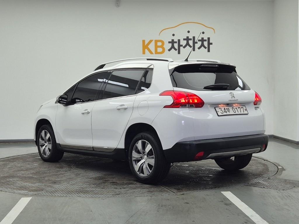 Peugeot 2008 - Vista 3