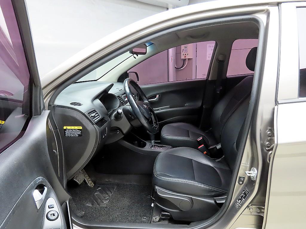 KIA Morning - Vista 5