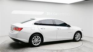 Chevrolet Malibu - Vista 4