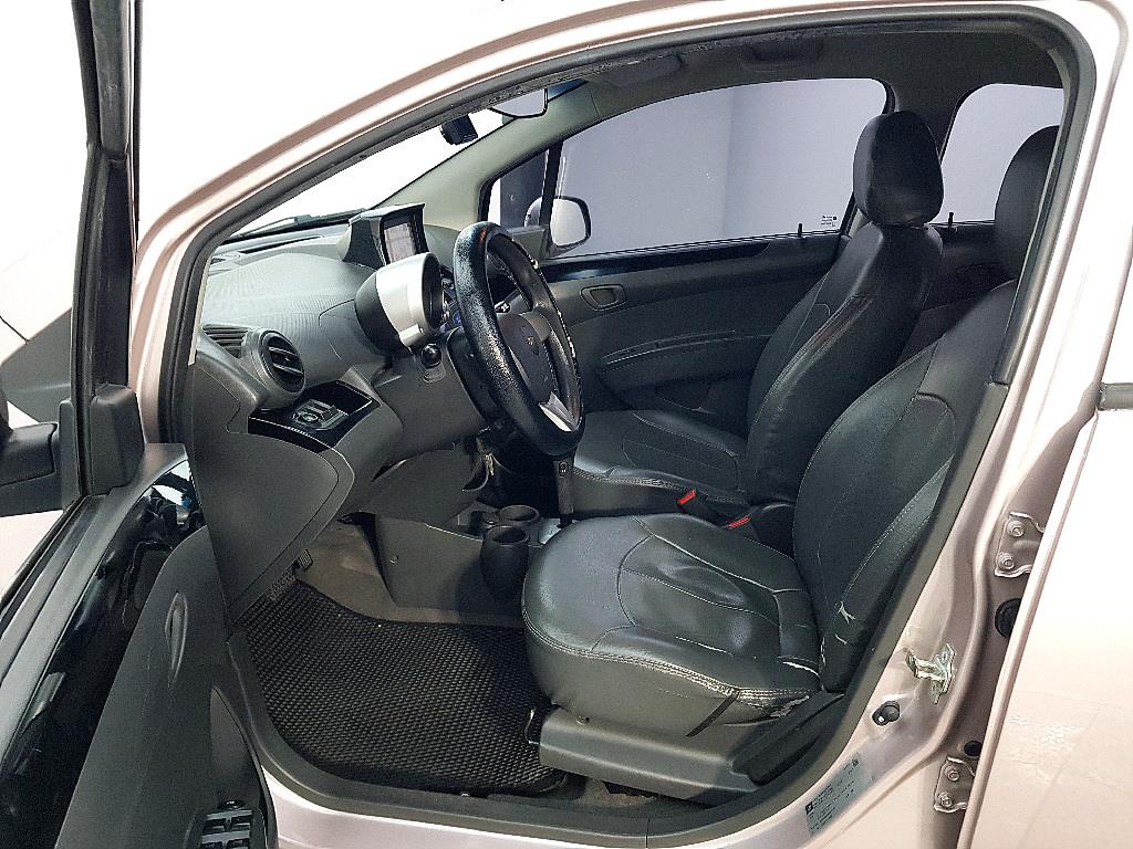 Chevrolet Spark - Vista 8