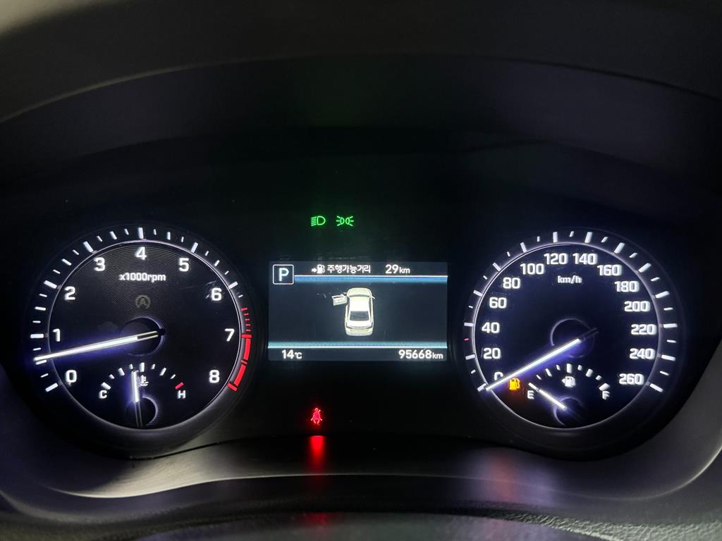 Genesis G80 - Vista 9