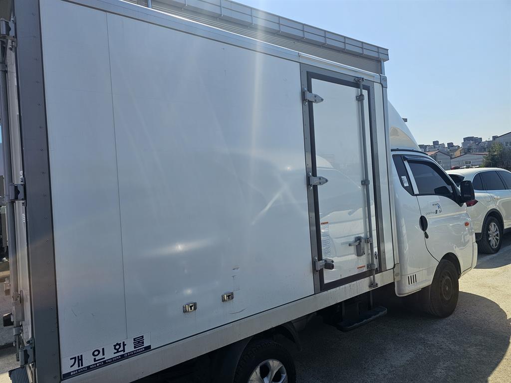 Small Truck Normal Box(High Deck) - Vista 3