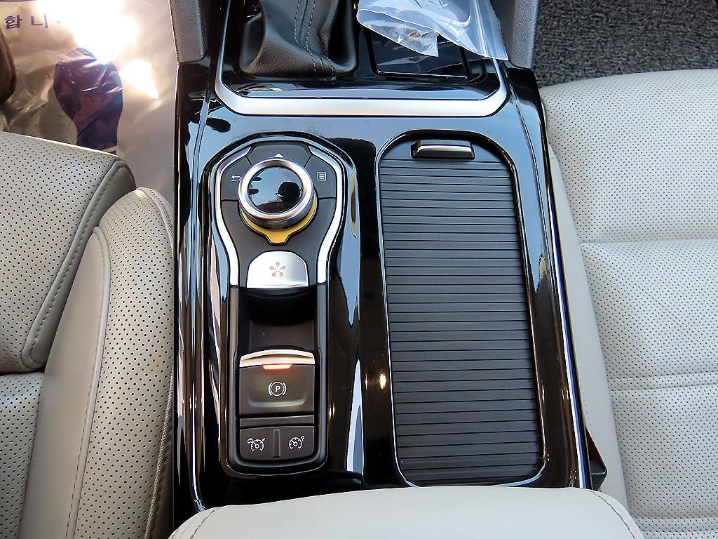 SAMSUNG SM6 - Vista 12