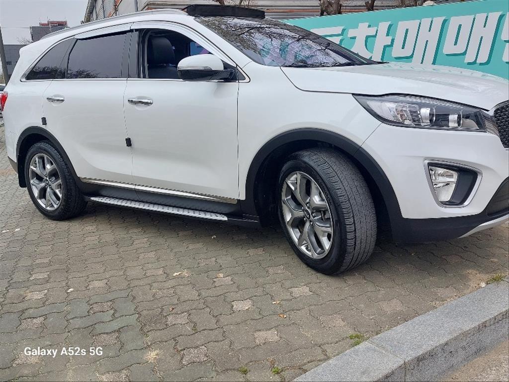 KIA Sorento - Vista 3
