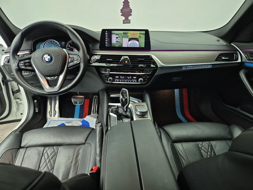 BMW 5 Series - Vista 5