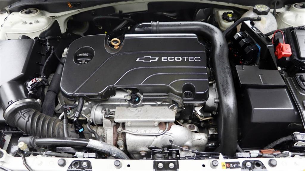 Chevrolet Malibu 2017 Blanco - Importación desde Corea - HF Imports Iquique - Foto 9