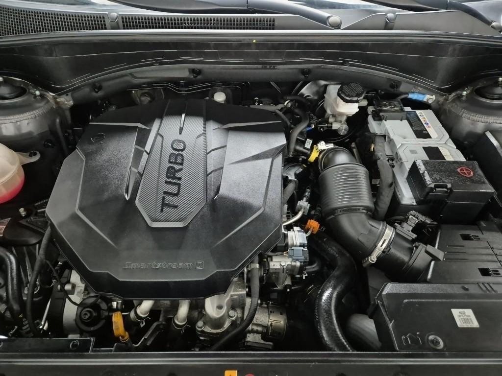 HYUNDAI Santa Fe - Vista 5