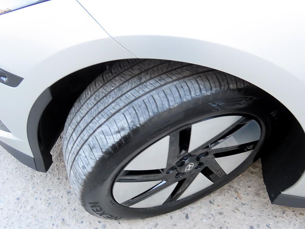 HYUNDAI Ioniq 6 2023 Gris - Importación desde Corea - HF Imports Iquique - Foto 20