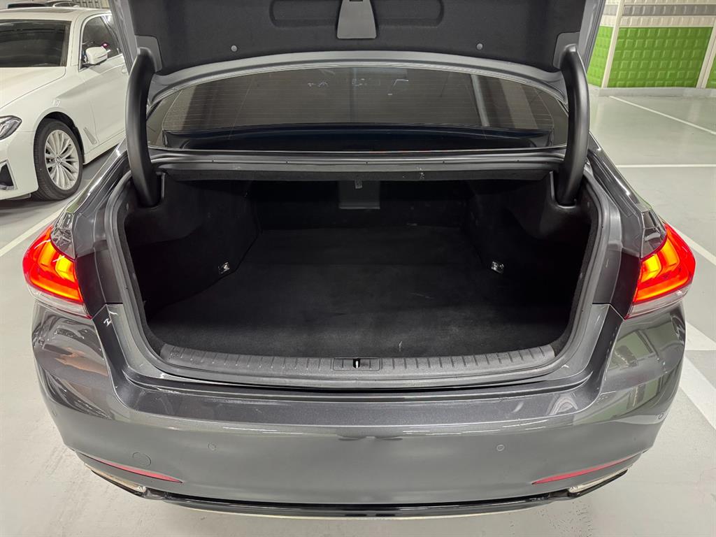 Genesis G80 - Vista 5