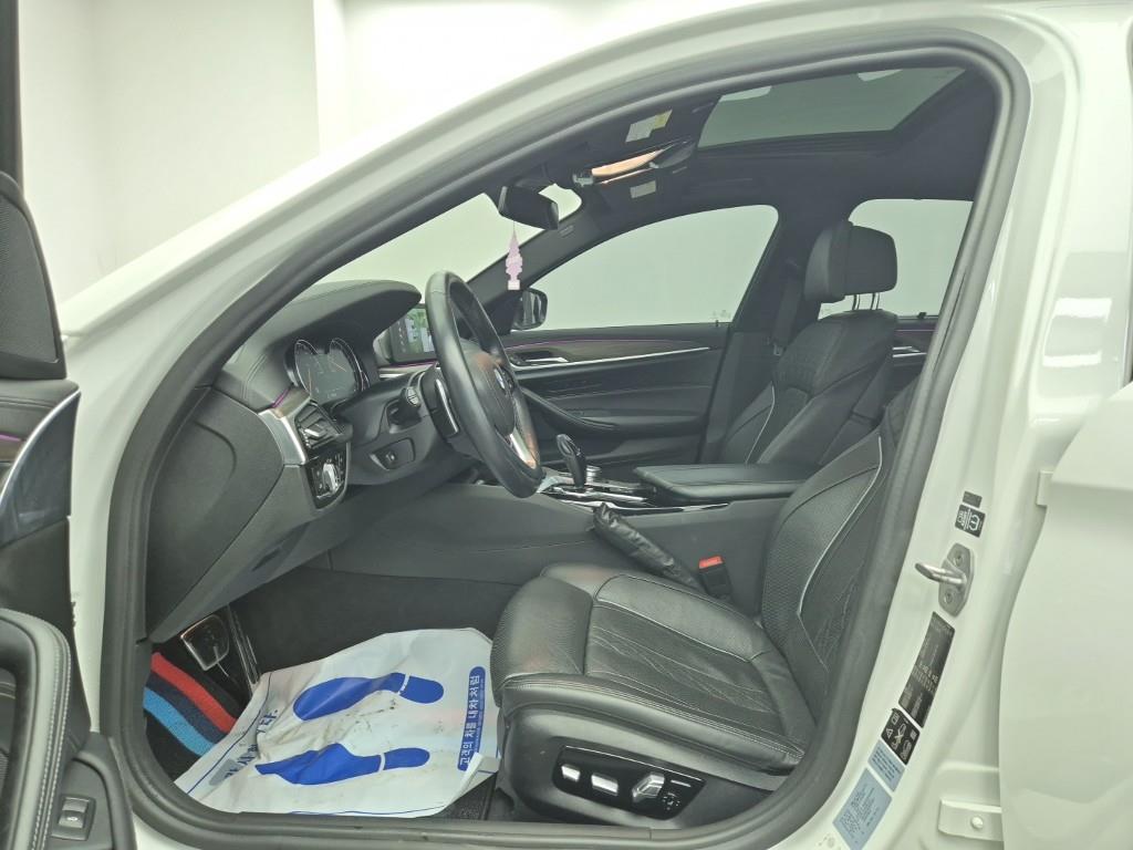 BMW 5 Series - Vista 11